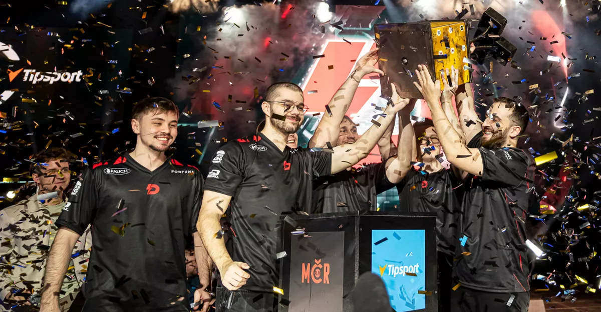 Dynamo Eclot jako úřadující mistrČR