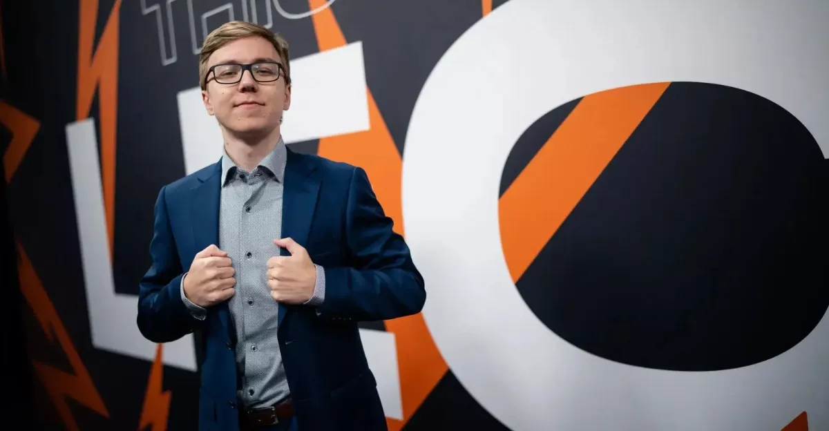 Simon "Thebausffs" Hofverberg