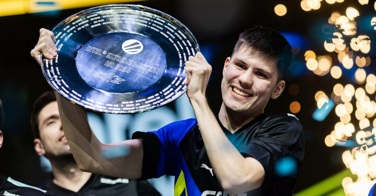 Valeriy „b1t“ Vakhovskiy