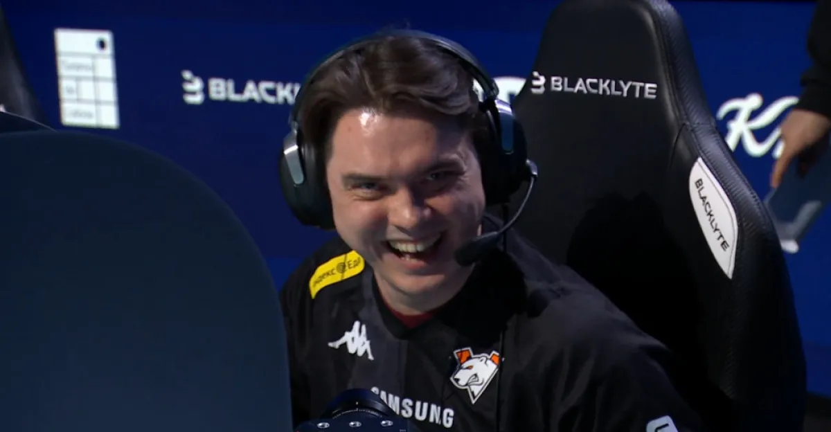 Denis „electroNic“ Sharipov