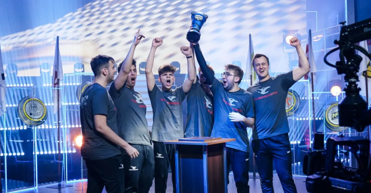 MOUZ NXT 2021