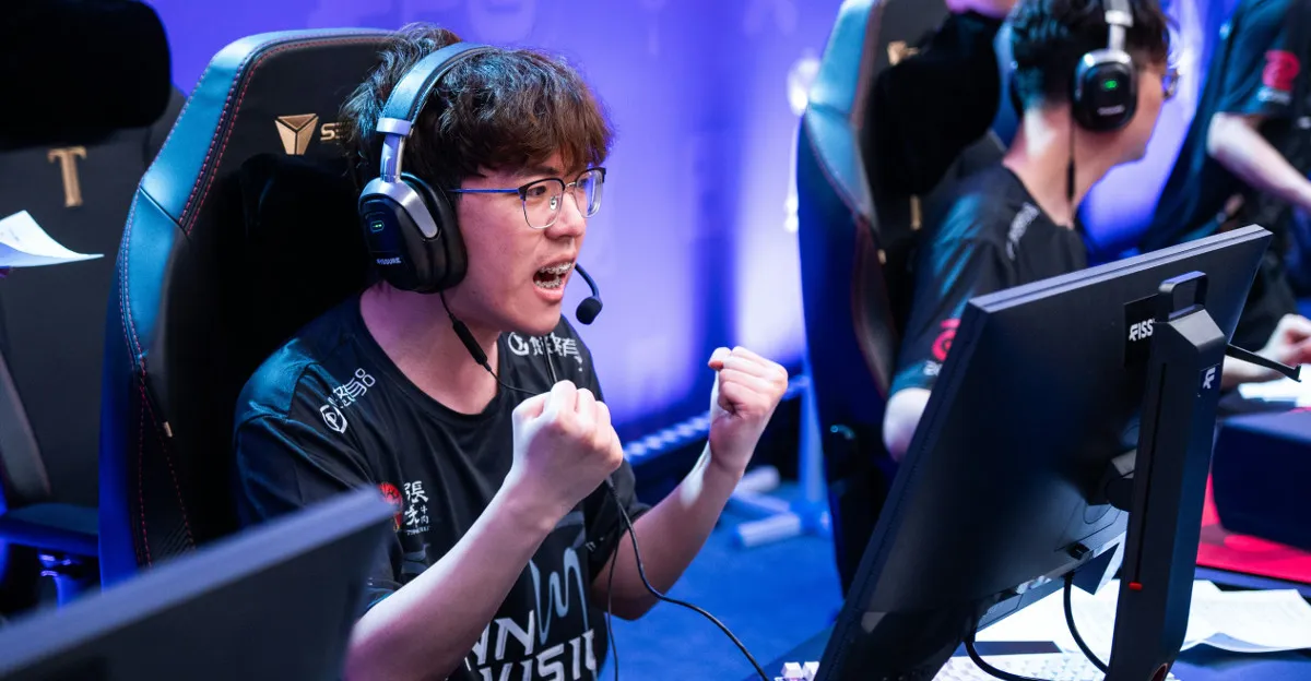 Sike „z4kr“ Zhang