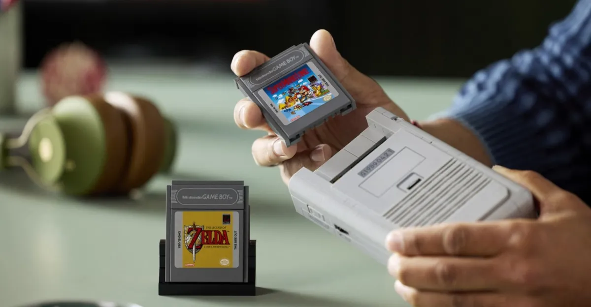 Modderka oživila lego stavebnici Game Boy.