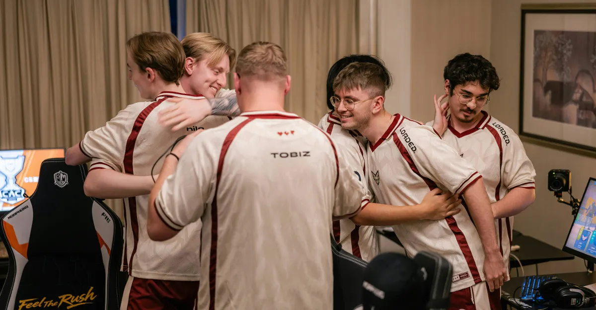 Olek „hades“ Miskiewicz s týmem HEROIC