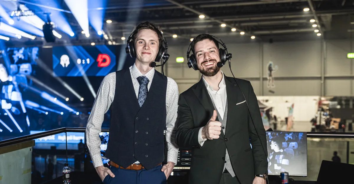 Komentátoři finále: Koty a Sphexxai