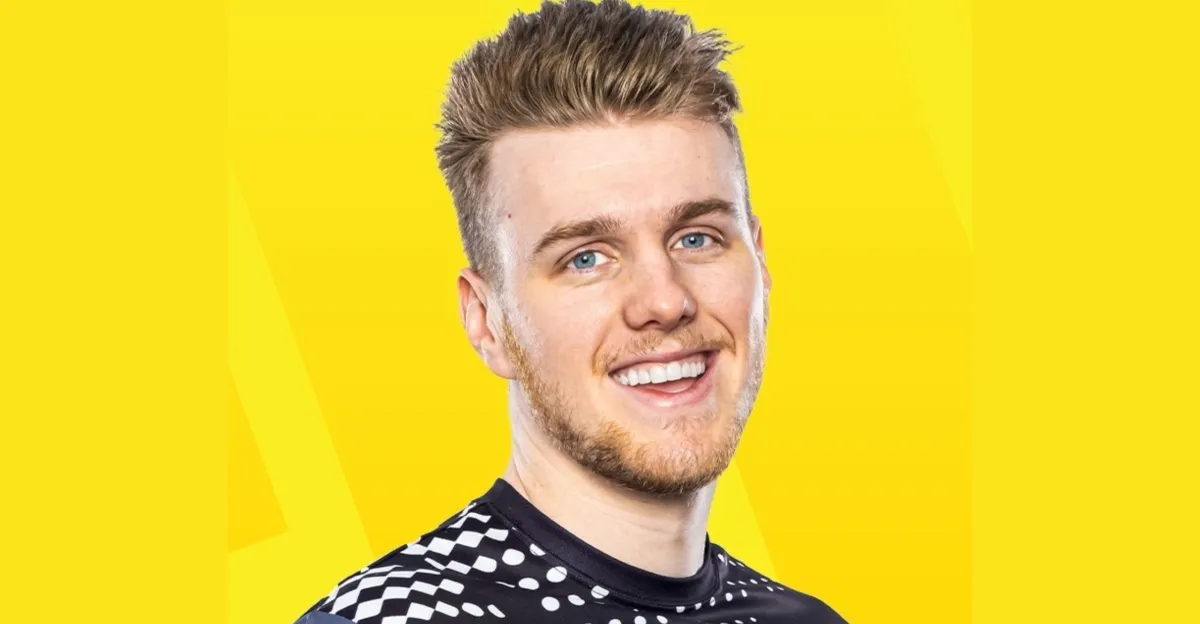 Lachlan, který vede australskou herní a esportovou organizaci PWR