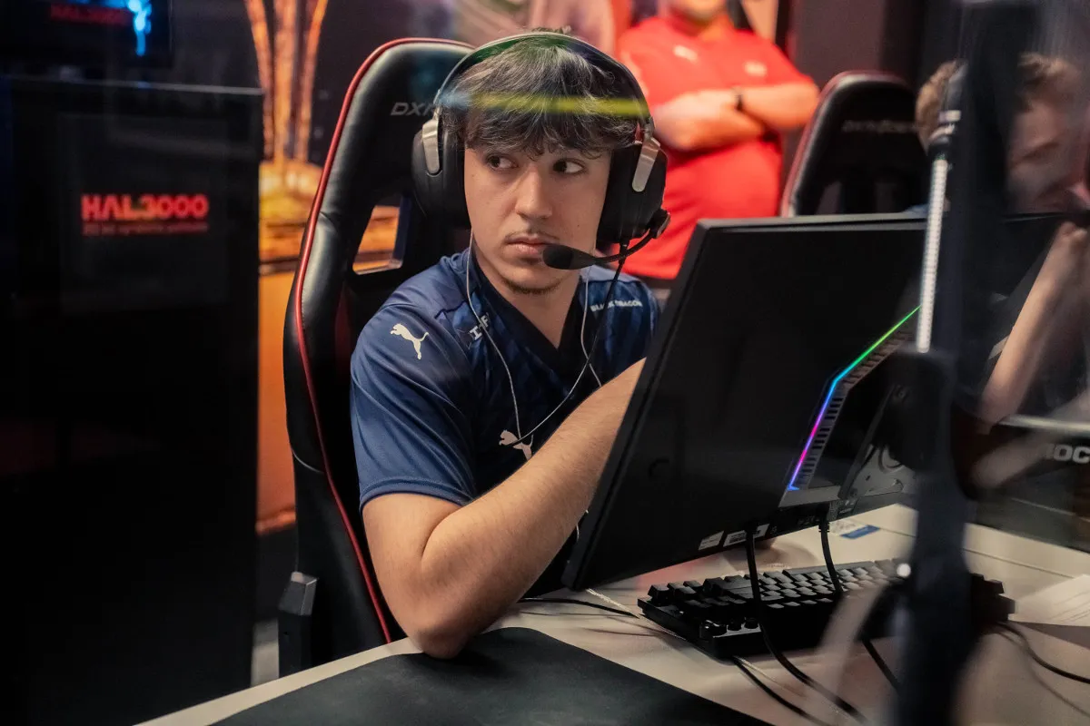 Ruslan „woozzzi“ Aliev