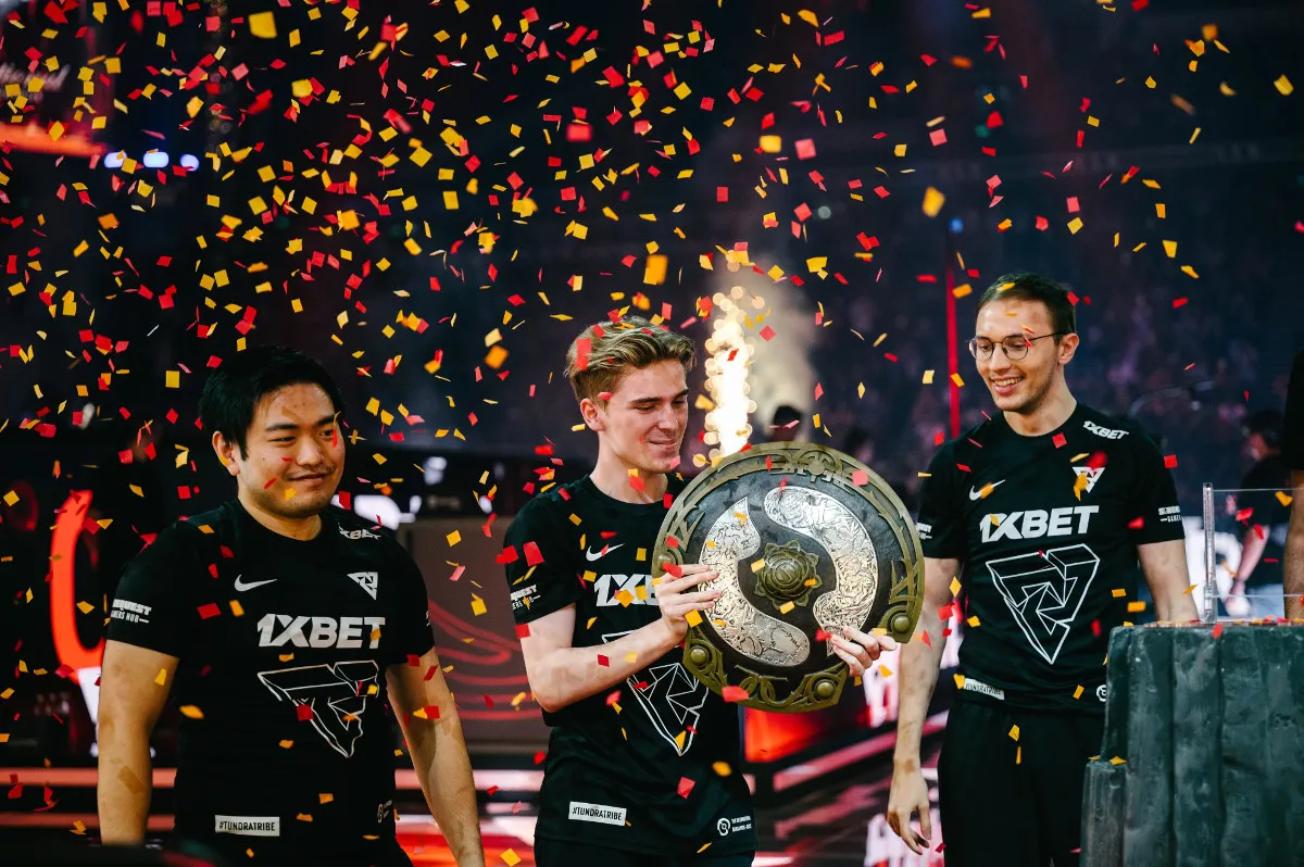 Oliver „Skiter“ Lepko jako šampion The International