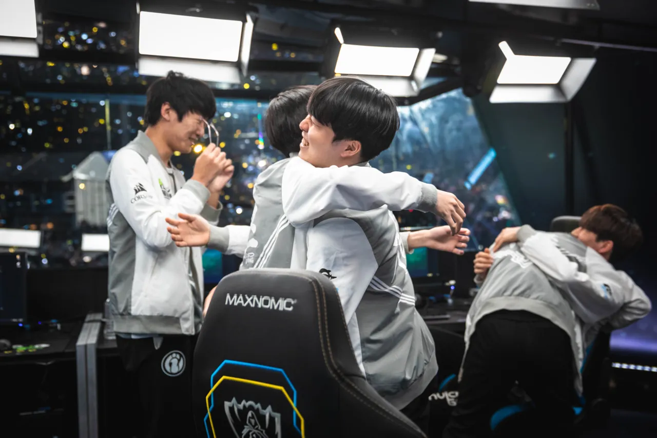 Invictus Gaming vyhrávají Worlds 2018