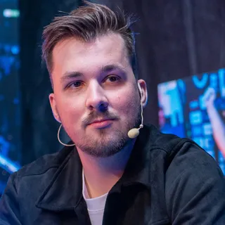 Dominik "blogg1s" Janita