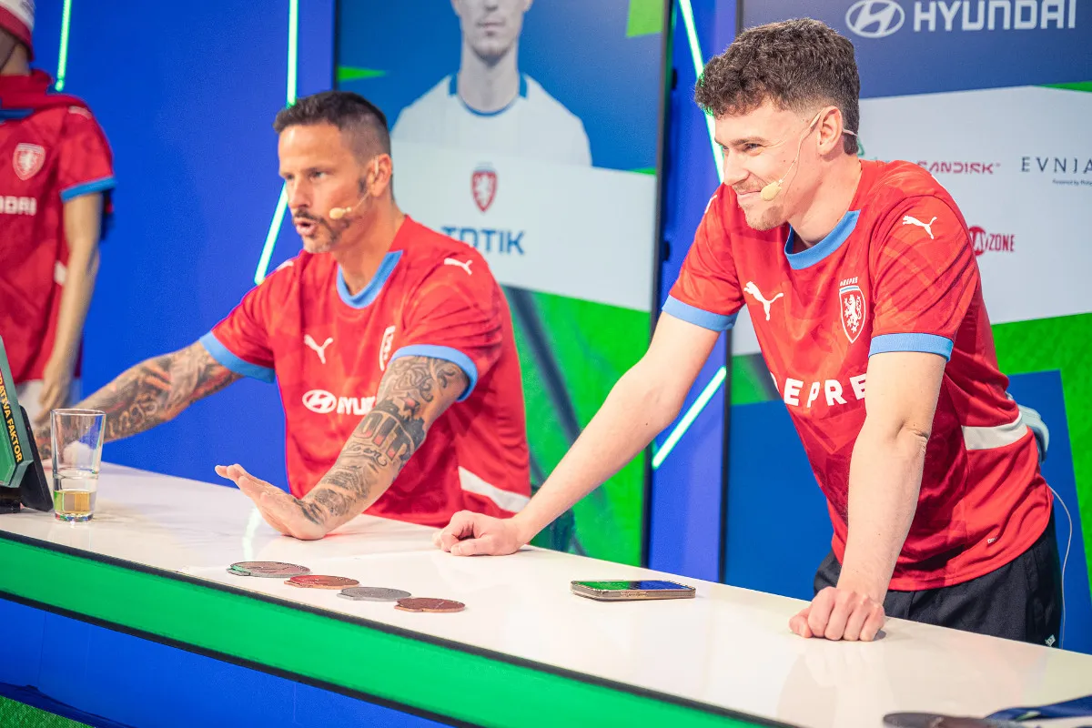 Komentátoři si dění užívali na maximum