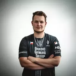 Profile picture for user Zezzi