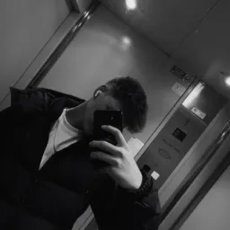 Profile picture for user jaqobxn