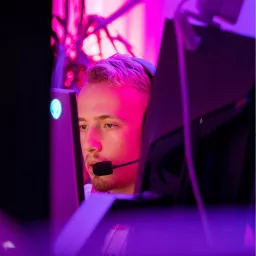 Profile picture for user Thorenzi