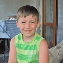 Profile picture for user tomikholubar