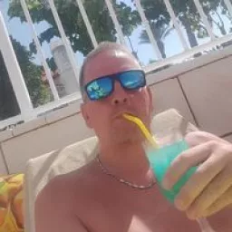 Profile picture for user michaltomášek