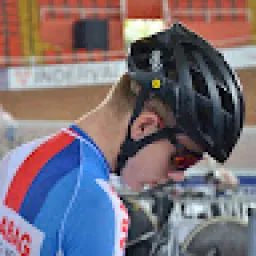 Profile picture for user adambradáč